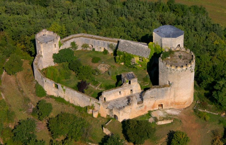 Château de Sauveterre-la-Lémance, Sauveterre-la-Lémance, France, France